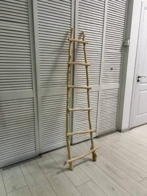 Лестница декоративная